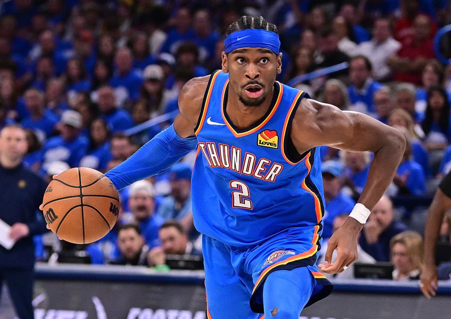 サンダーはハーフタイム時点で2桁得点を3人の選手が記録し、フリースロー9本減でホークスをリードし、SGAはフリースロー1本のみだった