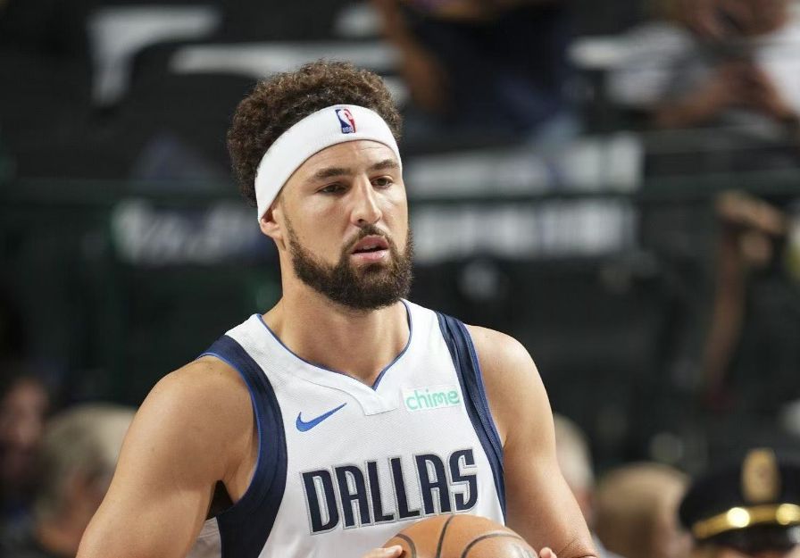 TA: レイカーズはクレイと4年で8,000万ドルで契約したいと考えていましたが、クレイはルカとチームを組むために減俸してマーベリックスと契約しました。